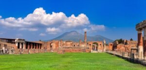 From Naples: Pompeii, Herculaneum, & Vesuvius Full-Day Tour - Getting Started: Where You Meet and How the Day Flows