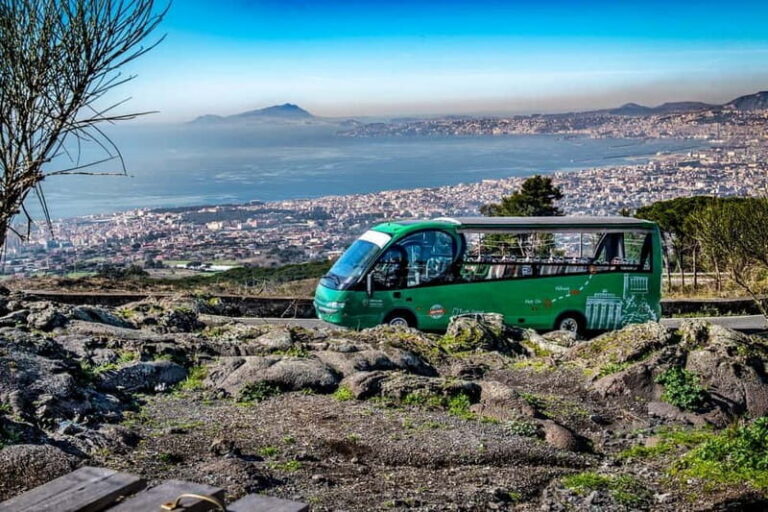 From Rome: Pompeii and Vesuvio Guided Day Trip with Lunch - Meet at Green Line Tours: Starting Point and First Impressions