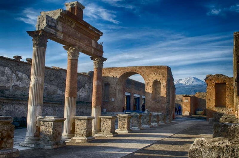 From Sorrento: Pompeii and Mount Vesuvius Trip with Lunch - Getting From Sorrento: Comfort, Pickups, and When to Be Ready