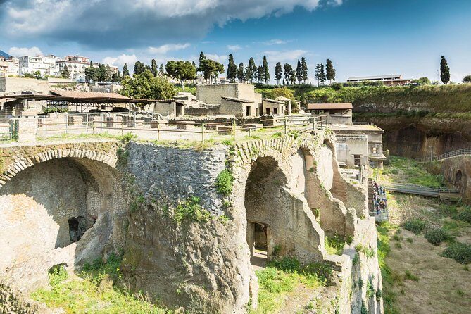 Herculaneum Guided Group Tour from Naples - English Guide Quality: When It Works, You’ll Feel It