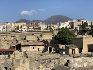 Herculaneum: Tickets & Tour with a Local Archaeologist - Meeting at Biglietteria Ercolano and Getting Oriented Fast