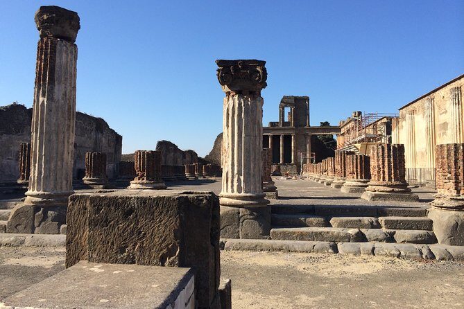 Pompeii-Vesuvius-Wine tour from Sorrento, licensed guide included - Pompeii in Two Hours: Tickets, Timing, and an Official Licensed Guide