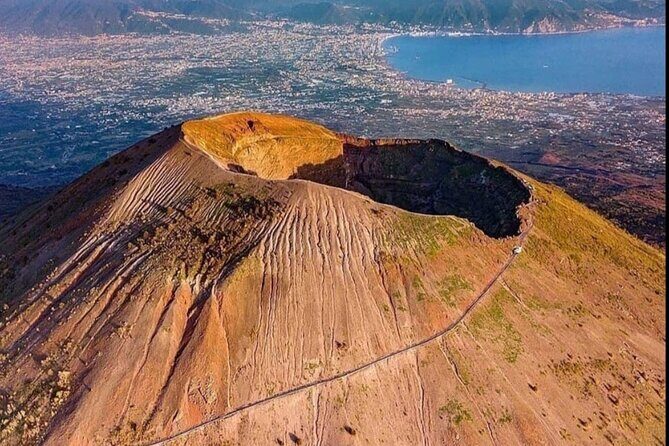 Vintage Van Experience: Tour and Transfer to Mt. Vesuvius - The Drive Up: Classic Shuttle Comfort + Lava-Sculpture Stops